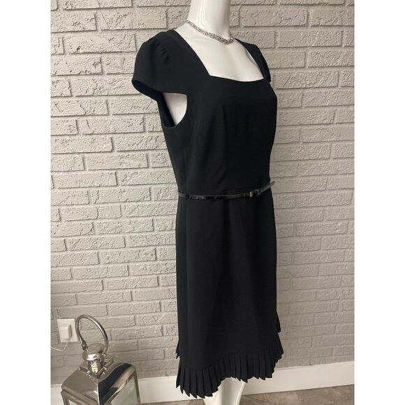 Studio Tahari Short Sleeve Black Belted Pleated Hem Sheath Dress Size 10 - Picture 4 of 8